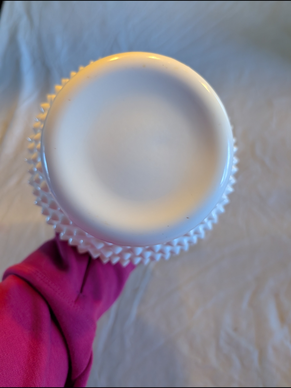 2/100$ Vintage White Hobnail Ruffled Milk Glass Vase - Picture 3 of 6